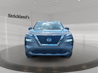 2023 Nissan Rogue SL AWD CVT in Stratford, Ontario - 2 - w320h240px