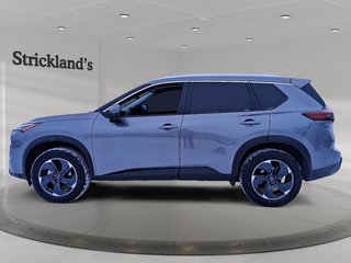 2024 Nissan Rogue AWD SV Moonroof in Stratford, Ontario - 5 - w320h240px