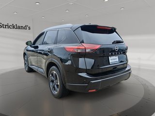 2024 Nissan Rogue AWD SV Moonroof in Stratford, Ontario - 4 - w320h240px
