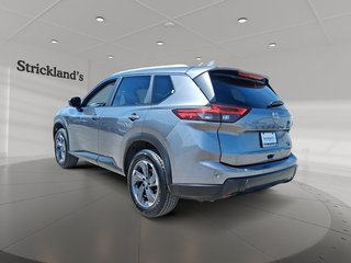 2025 Nissan Rogue AWD SV Moonroof in Stratford, Ontario - 4 - w320h240px