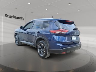 2025 Nissan Rogue AWD SV Moonroof in Stratford, Ontario - 4 - w320h240px