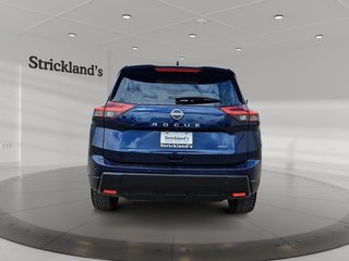 2025 Nissan Rogue AWD SV Moonroof in Stratford, Ontario - 3 - w320h240px