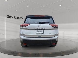 2025 Nissan Rogue AWD SV Moonroof in Stratford, Ontario - 3 - w320h240px