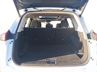 2025 Nissan Rogue AWD SV Moonroof in Stratford, Ontario - 6 - w320h240px