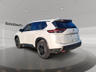 2025 Nissan Rogue AWD SV Moonroof in Stratford, Ontario - 4 - w320h240px