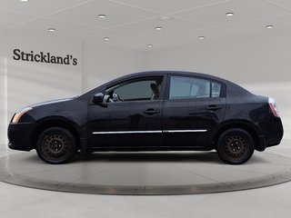 2011 Nissan Sentra 2.0 6sp in Stratford, Ontario - 5 - w320h240px
