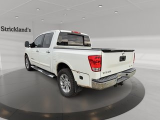 2014 Nissan Titan Crew Cab SV 4X4 SWB in Stratford, Ontario - 4 - w320h240px