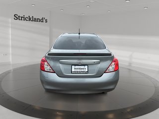 2014 Nissan Versa Sedan 1.6 SL CVT in Stratford, Ontario - 3 - w320h240px