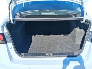 2023 Nissan Versa 1.6 SR CVT in Stratford, Ontario - 6 - w320h240px