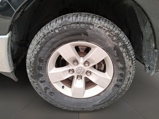 2016 Ram 1500 Crew Cab 4x4 SLT (140.5 WB - 5.7 Box) in Stratford, Ontario - 6 - w320h240px
