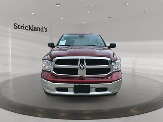 2022  RAM 1500 Classic Crew Cab 4x4 (DS) SLT (140.5 WB 5'7 Box) SWB in Stratford, Ontario - 2 - w320h240px