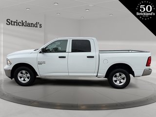 2022  RAM 1500 Classic Crew Cab 4x4 (DS) SLT (140.5 WB 5'7 Box) SWB in Stratford, Ontario - 5 - w320h240px