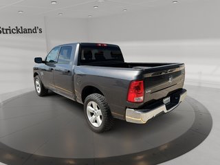 2022 Ram RAM 1500 Classic Crew Cab 4x4 (DS) SLT (140.5 WB 5'7 Box) SWB in Stratford, Ontario - 4 - w320h240px