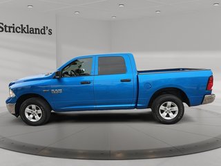2022 Ram RAM 1500 Classic Crew Cab 4x4 (DS) SLT (140.5 WB 5'7 Box) SWB in Stratford, Ontario - 6 - w320h240px
