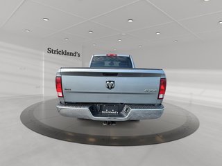2022 Ram RAM 1500 Classic Crew Cab 4x4 (DS) SLT (140.5 WB 5'7 Box) SWB in Stratford, Ontario - 3 - w320h240px