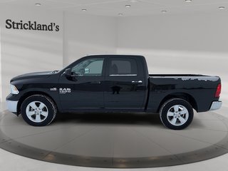 2023 Ram RAM 1500 Classic Crew Cab 4x4 (DS) SLT (140.5 WB 5'7 Box) SWB in Stratford, Ontario - 5 - w320h240px