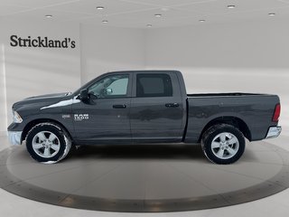 2023 Ram RAM 1500 Classic Crew Cab 4x4 (DS) SLT (140.5 WB 5'7 Box) SWB in Stratford, Ontario - 5 - w320h240px