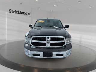 2023 Ram RAM 1500 Classic Crew Cab 4x4 (DS) SLT (140.5 WB 5'7 Box) SWB in Stratford, Ontario - 2 - w320h240px