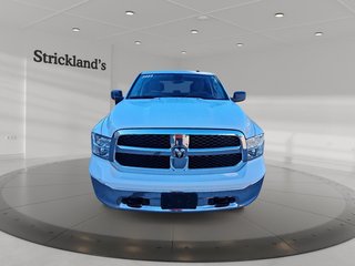 2023 Ram RAM 1500 Classic Crew Cab 4x4 (DS) SLT (140.5 WB 5'7 Box) SWB in Stratford, Ontario - 2 - w320h240px