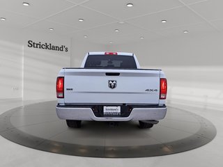 2023 Ram RAM 1500 Classic Crew Cab 4x4 (DS) SLT (140.5 WB 5'7 Box) SWB in Stratford, Ontario - 3 - w320h240px