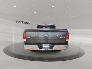 2023 Ram RAM 1500 Classic Crew Cab 4x4 (DS) SLT (140.5 WB 5'7 Box) SWB in Stratford, Ontario - 3 - w320h240px