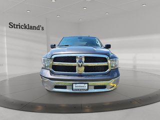 2023 Ram RAM 1500 Classic Crew Cab 4x4 (DS) SLT (140.5 WB 5'7 Box) SWB in Stratford, Ontario - 2 - w320h240px