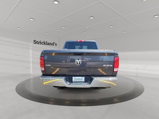 2023 Ram RAM 1500 Classic Crew Cab 4x4 (DS) SLT (140.5 WB 5'7 Box) SWB in Stratford, Ontario - 3 - w320h240px