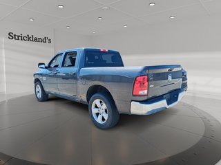 2023 Ram RAM 1500 Classic Crew Cab 4x4 (DS) SLT (140.5 WB 5'7 Box) SWB in Stratford, Ontario - 4 - w320h240px