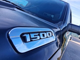 2019 Ram RAM 1500 Crew Cab 4x4 (DT) Big Horn LWB in Stratford, Ontario - 6 - w320h240px