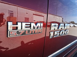 2016 Ram RAM 1500 Quad Cab 4x4 SLT (140.5 WB 6'4 Box) in Stratford, Ontario - 6 - w320h240px