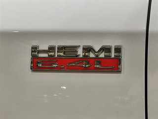 2020 Ram RAM 2500 Crew Cab 4x4 Big Horn (149 WB 6'4 Box) in Stratford, Ontario - 6 - w320h240px