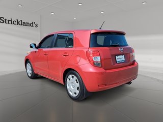 2011 Scion xD 4sp at in Stratford, Ontario - 4 - w320h240px
