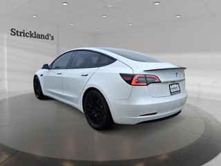 2021 Tesla Model 3 Standard Range Plus in Stratford, Ontario - 4 - w320h240px