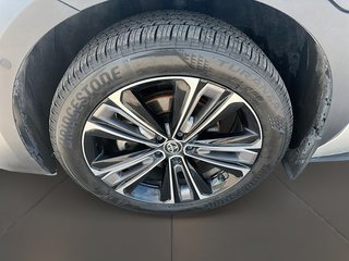 2023 Toyota BZ4X XLE AWD in Stratford, Ontario - 6 - w320h240px