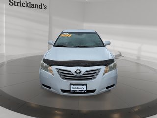 2008 Toyota Camry Hybrid 4-door Sedan in Stratford, Ontario - 2 - w320h240px