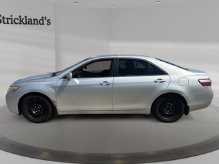 2009 Toyota Camry Hybrid 4-door Sedan in Stratford, Ontario - 5 - w320h240px