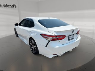 2018 Toyota Camry Hybrid SE CVT in Stratford, Ontario - 4 - w320h240px