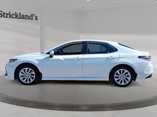 2024 Toyota Camry Hybrid LE in Stratford, Ontario - 5 - w320h240px