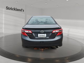 2013 Toyota Camry 4-door Sedan SE in Stratford, Ontario - 3 - w320h240px
