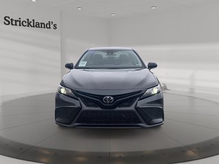 2022  Camry SE in Stratford, Ontario - 2 - w320h240px