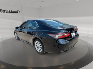 2024 Toyota Camry SE in Stratford, Ontario - 4 - w320h240px