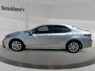 2024 Toyota Camry SE AWD in Stratford, Ontario - 5 - w320h240px