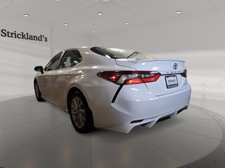 2024 Toyota Camry SE in Stratford, Ontario - 4 - w320h240px