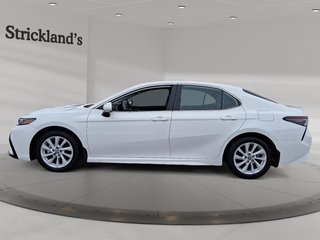 2024 Toyota Camry SE in Stratford, Ontario - 5 - w320h240px