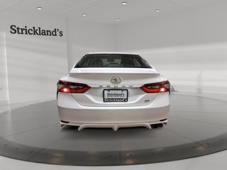 2024 Toyota Camry SE in Stratford, Ontario - 3 - w320h240px
