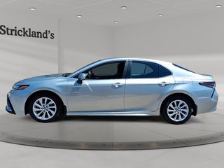 2024 Toyota Camry SE in Stratford, Ontario - 5 - w320h240px