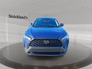 2023 Toyota Corolla Cross LE AWD in Stratford, Ontario - 2 - w320h240px