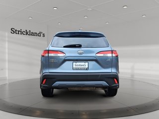 2024 Toyota Corolla Cross LE AWD in Stratford, Ontario - 3 - w320h240px