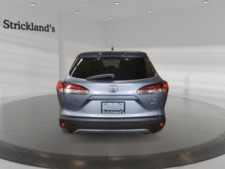 2024 Toyota Corolla Cross LE AWD in Stratford, Ontario - 3 - w320h240px