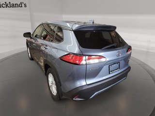 2024 Toyota Corolla Cross LE AWD in Stratford, Ontario - 4 - w320h240px